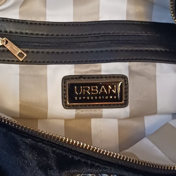 Urban Expressions Blk Velvet Embrodered Convertible Bag - Picture 5 of 6